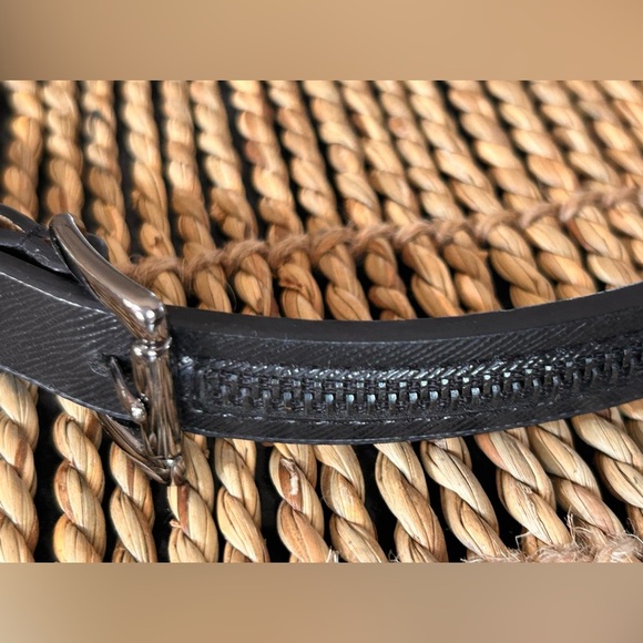 Michael Kors zipper detail belt - Picture 5 of 7